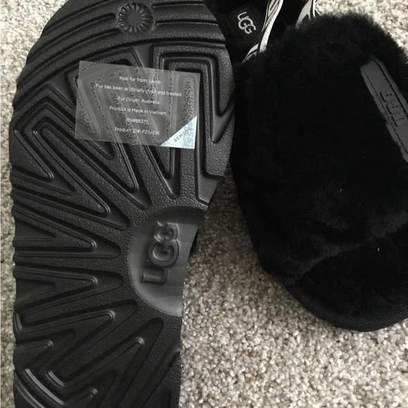 Ugg slippers NWOB - Picture 2 of 5